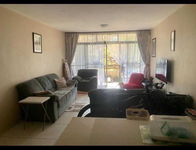 2 BEDROOM APARTMENT FOR SALE IN ARCADIA